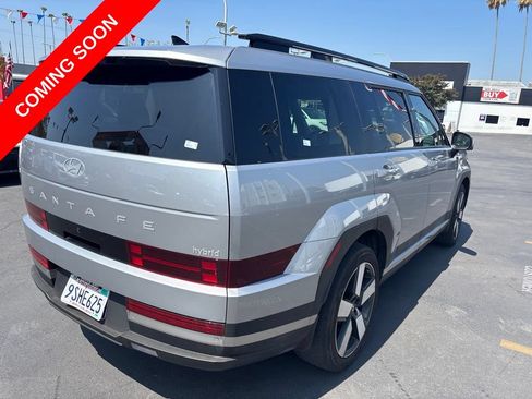 Used 2025 Hyundai Santa Fe Limited FWD image 5