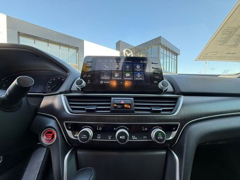 Used 2020 Honda Accord EX image 27