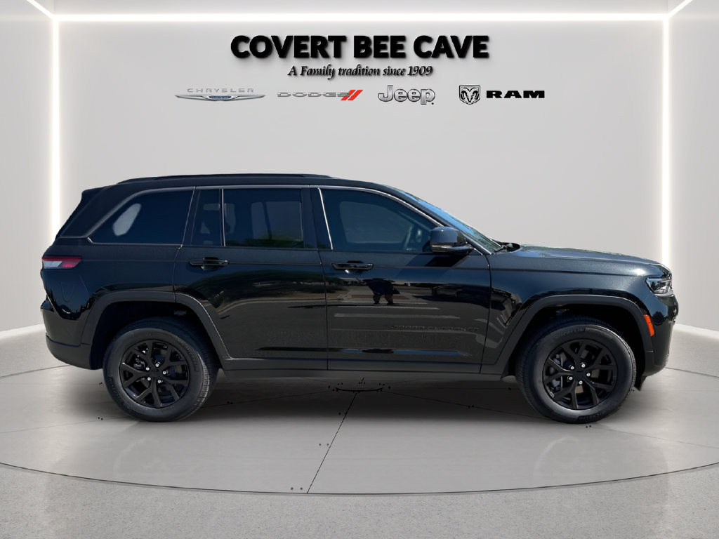 New 2026 Jeep Grand Cherokee Altitude AWD/4WD image 15