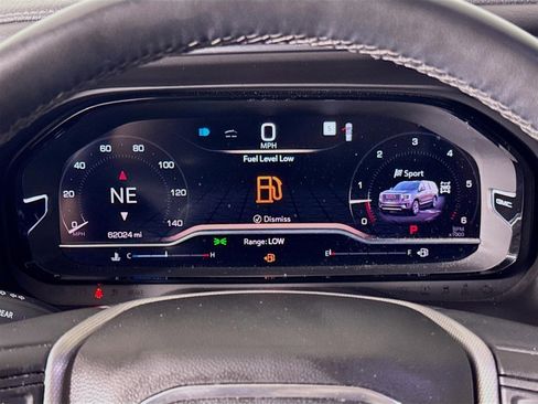 Used 2023 GMC Yukon XL Denali image 14