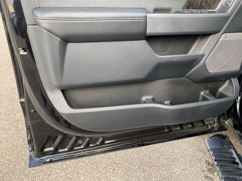 Used 2023 Ford F250 Lariat w/ Sport Appearance Package image 12