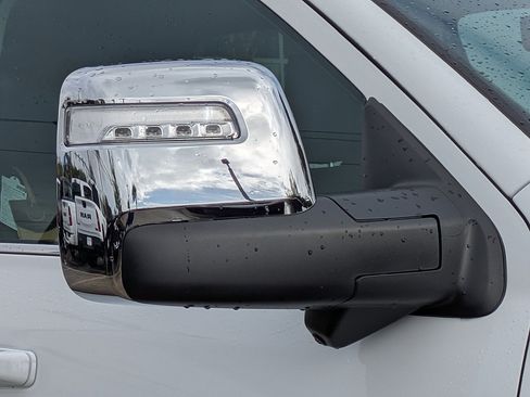 New 2026 RAM 2500 Limited AWD/4WD image 12