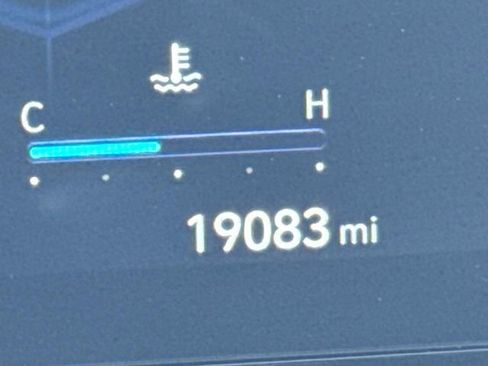 Used 2023 Hyundai Tucson Limited image 41