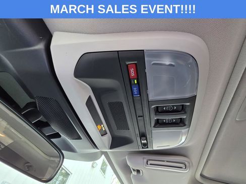 Used 2025 Subaru Crosstrek 2.0i Premium image 28