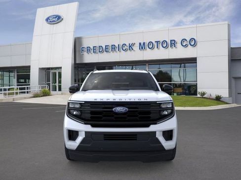 New 2025 Ford Expedition Max Active image 6
