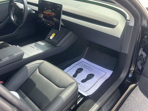 Used 2024 Tesla Model 3 Long Range RWD image 12