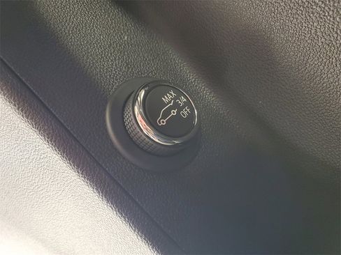 New 2026 Cadillac XT5 Luxury w/ LPO, Floor Liner Package image 11