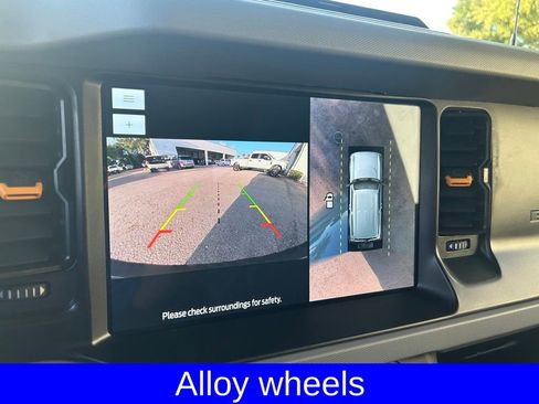 Certified 2023 Ford Bronco Badlands w/ Sasquatch Package image 12