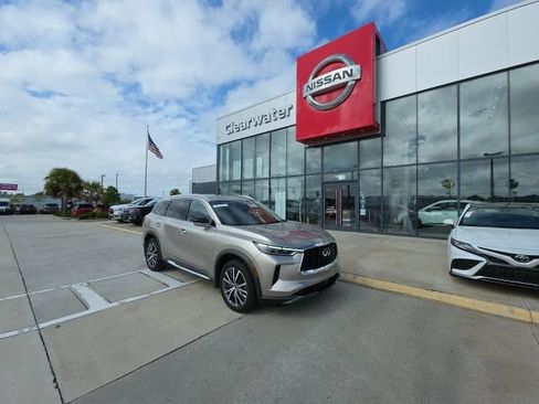 Used 2023 INFINITI QX60 Sensory w/ Vision Package image 1