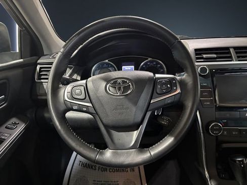 Used 2016 Toyota Camry XLE image 12