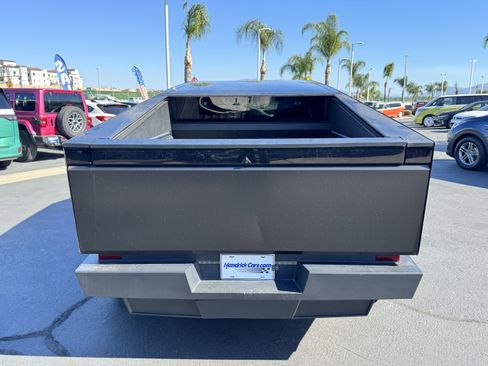Used 2024 Tesla Cybertruck Cyberbeast AWD/4WD image 8