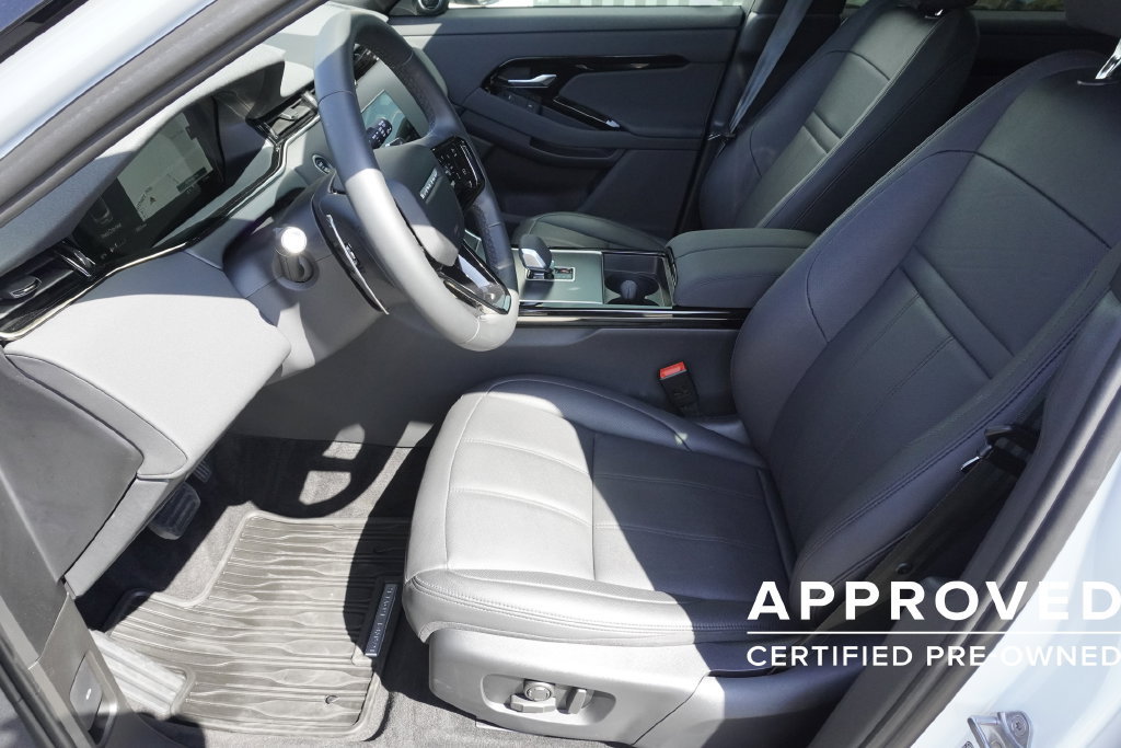 Used 2026 Land Rover Range Rover Evoque S AWD/4WD image 19