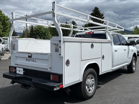 Used 2022 RAM 3500 Big Horn AWD/4WD image 5