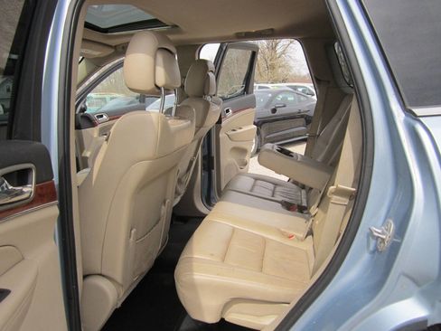 Used 2012 Jeep Grand Cherokee Limited w/ Trailer Tow Group image 8