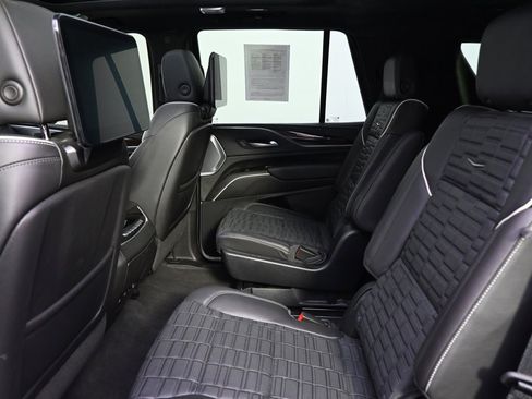 Certified 2023 Cadillac Escalade Sport Platinum image 21