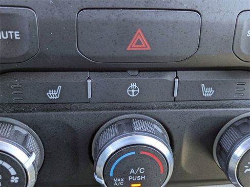 Used 2023 RAM 1500 Big Horn image 21