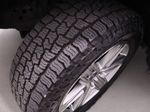 Certified 2018 Ford F150 XLT w/ Equipment Group 302A Luxury RWD image 40
