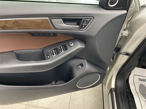 Used 2016 Audi Q5 2.0T Premium Plus w/ Technology Package AWD/4WD image 22