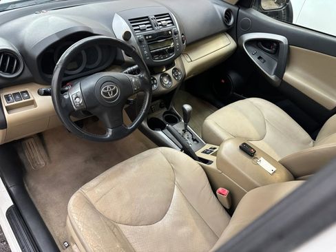 Used 2010 Toyota RAV4 Limited image 13