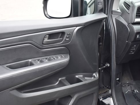 Used 2024 Honda Odyssey EX-L image 25