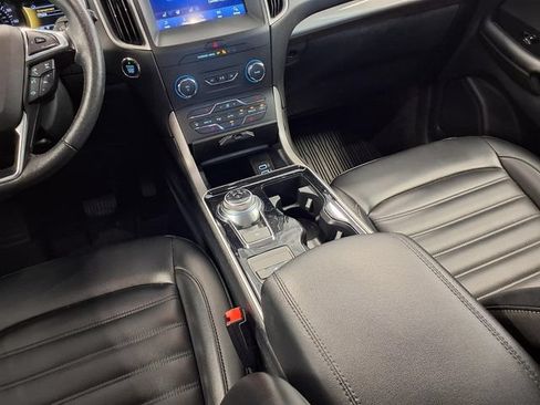 Used 2020 Ford Edge SEL w/ Convenience Package AWD/4WD image 10