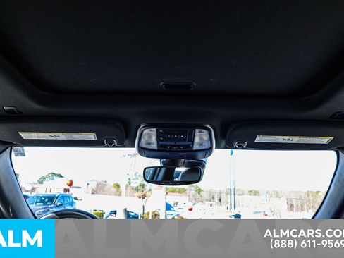 Used 2024 Dodge Durango GT image 55