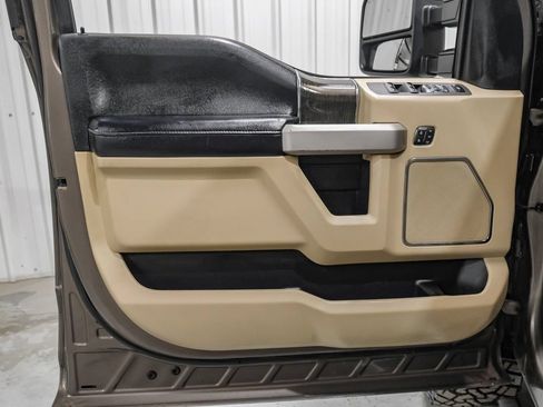 Used 2020 Ford F250 Lariat w/ Lariat Value Package AWD/4WD image 42
