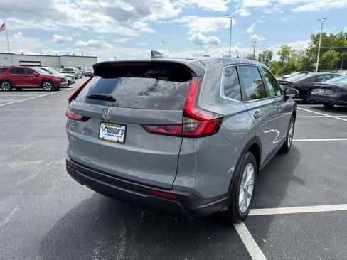 Used 2024 Honda CR-V EX image 6