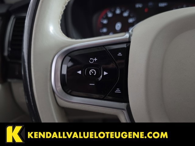 Used 2016 Volvo XC90 T6 Momentum w/ Momentum Plus Package AWD/4WD image 15