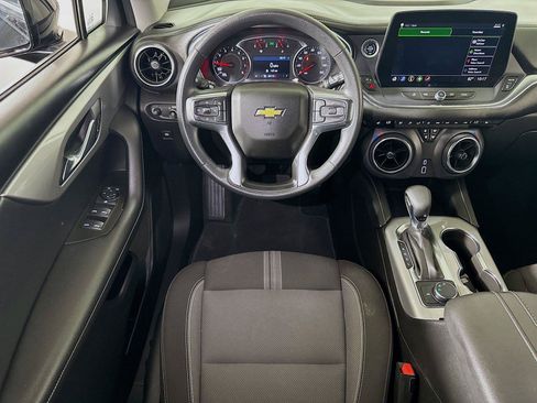 Certified 2025 Chevrolet Blazer LT FWD image 20
