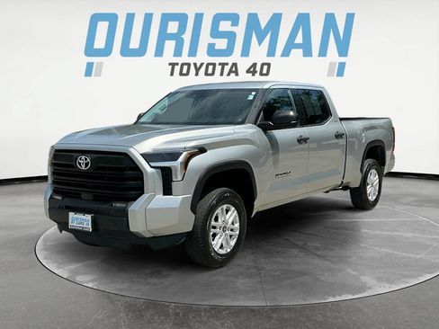 Used 2022 Toyota Tundra SR5 AWD/4WD image 3