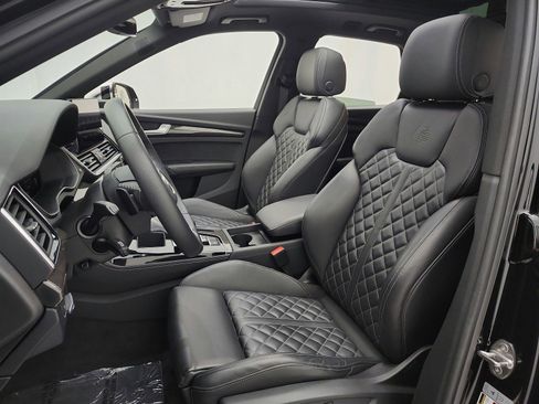Used 2023 Audi SQ5 Premium Plus w/ Premium Plus Package image 13