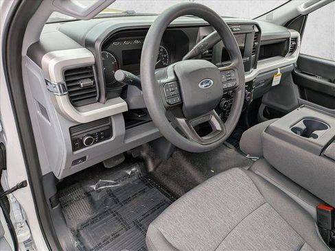 New 2026 Ford F250 XL w/ XL Off-Road Package image 3