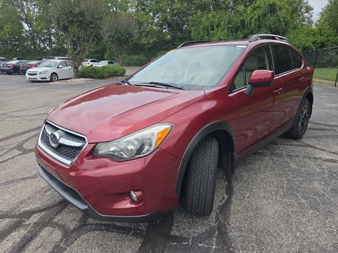 Used 2014 Subaru Crosstrek 2.0i Premium w/ Moonroof Package AWD/4WD image 12