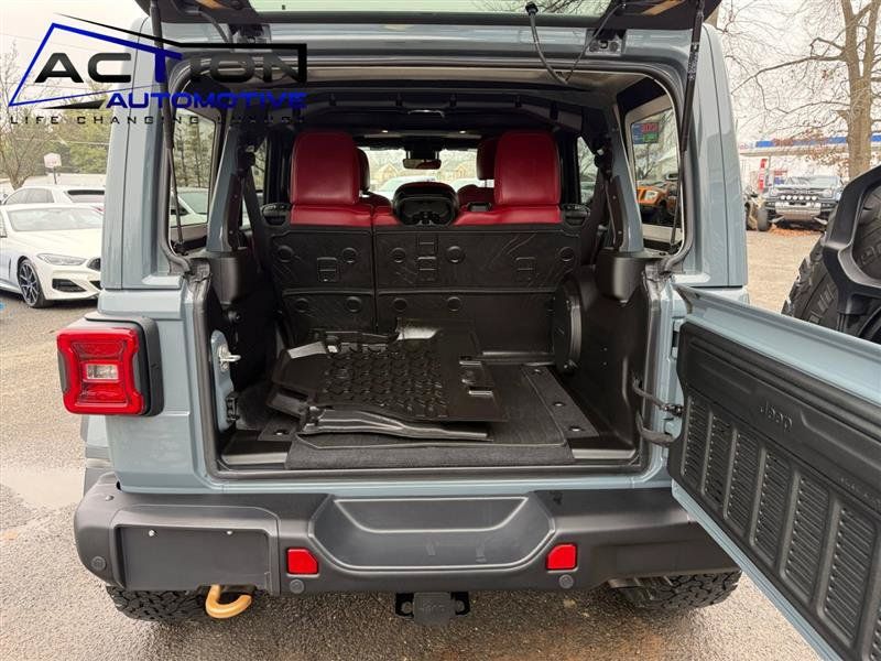 Used 2024 Jeep Wrangler Unlimited Rubicon 392 w/ Dual Top Group AWD/4WD image 18
