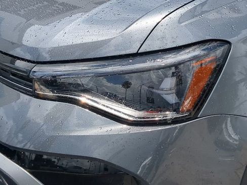 Certified 2025 Volkswagen Taos S FWD image 6