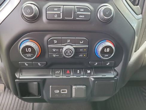 Used 2022 Chevrolet Silverado 1500 RST w/ LPO, Blackout Package AWD/4WD image 31