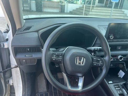 Used 2024 Honda CR-V LX image 5