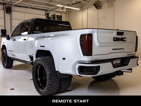 Used 2026 GMC Sierra 3500 Denali Ultimate AWD/4WD image 7