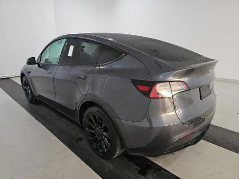 Used 2023 Tesla Model Y Long Range image 5