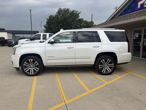 Used 2018 GMC Yukon Denali w/ Denali Ultimate Package AWD/4WD image 4