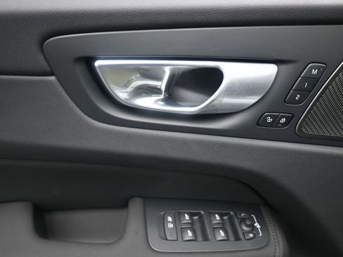 Used 2026 Volvo XC60 B5 Ultra w/ Protection Package Premier image 20