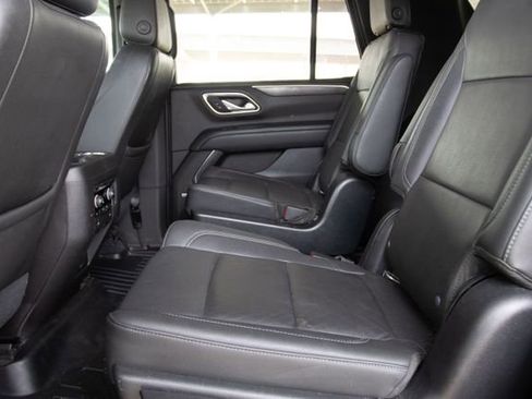 Used 2021 Chevrolet Tahoe Z71 w/ Luxury Package image 30