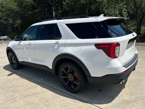 Used 2023 Ford Explorer ST w/ Equipment Group 401A AWD/4WD image 3