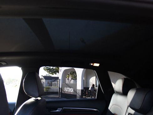 Used 2016 Audi SQ5 Premium Plus w/ Technology Package image 39