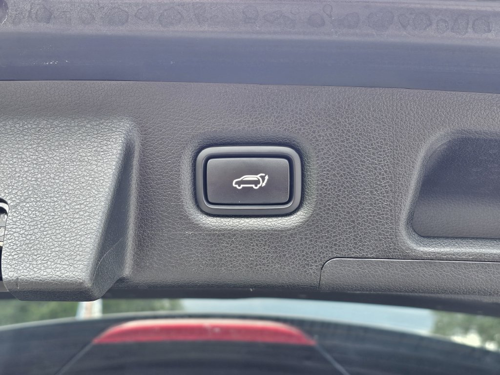 Used 2019 Hyundai Santa Fe SEL w/ Cargo Package FWD image 10