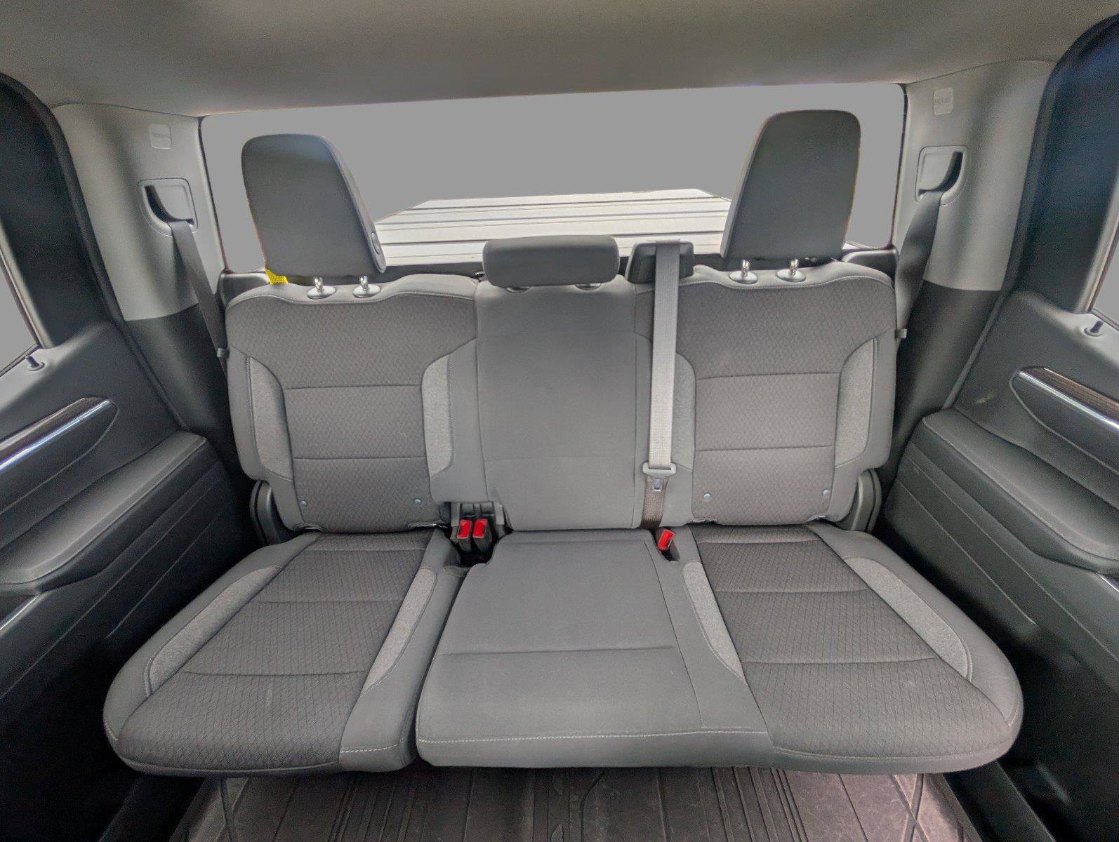 Used 2023 Chevrolet Silverado 1500 LT RWD image 31