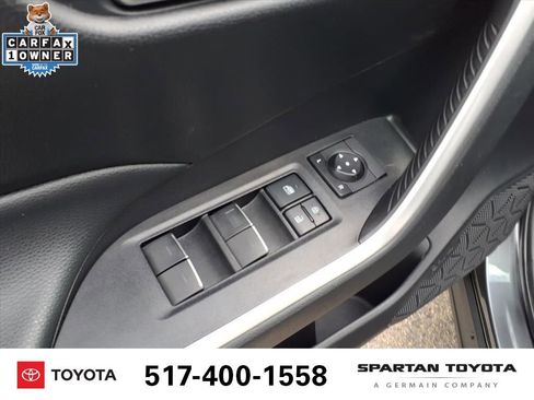 Used 2022 Toyota RAV4 XLE w/ Convenience Package image 16