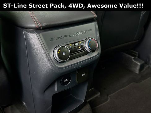 Used 2025 Ford Explorer ST-Line w/ ST-Line Street Pack image 26