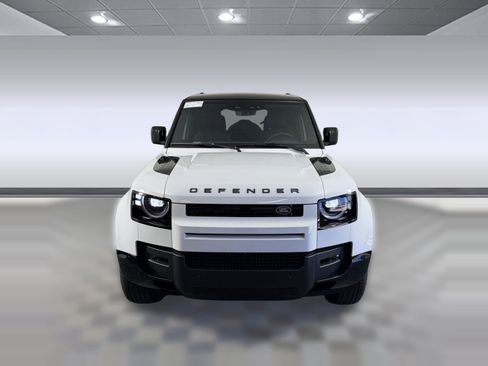 Used 2026 Land Rover Defender 110 X-Dynamic SE image 8